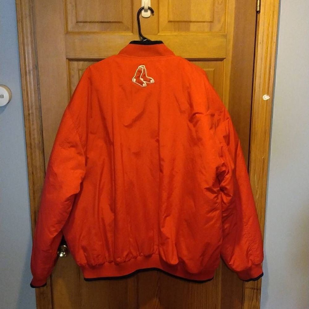Boston Red Sox Puffer Jacket - Picture 7 of 8